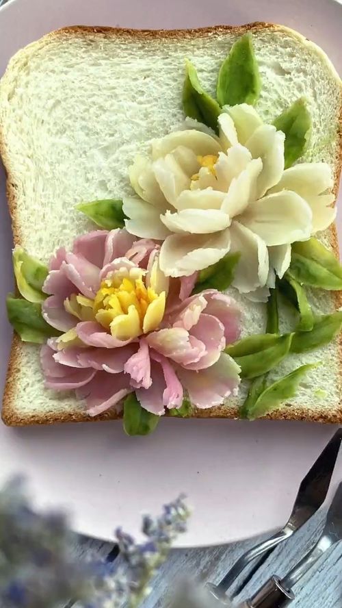 面包花(请介绍下蔬菜牛奶面包花怎样做好吃呢？)